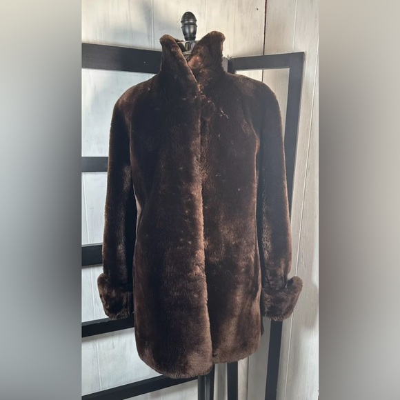 Capitol Fur Shop D.C. Paris Brown Mouton LAMB Shearling Coat, size Large, MINT - Picture 2 of 10